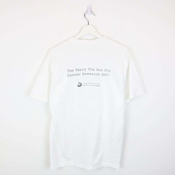 Vintage 2007 Terry Fox Run Tee - M-NEWLIFE Clothing