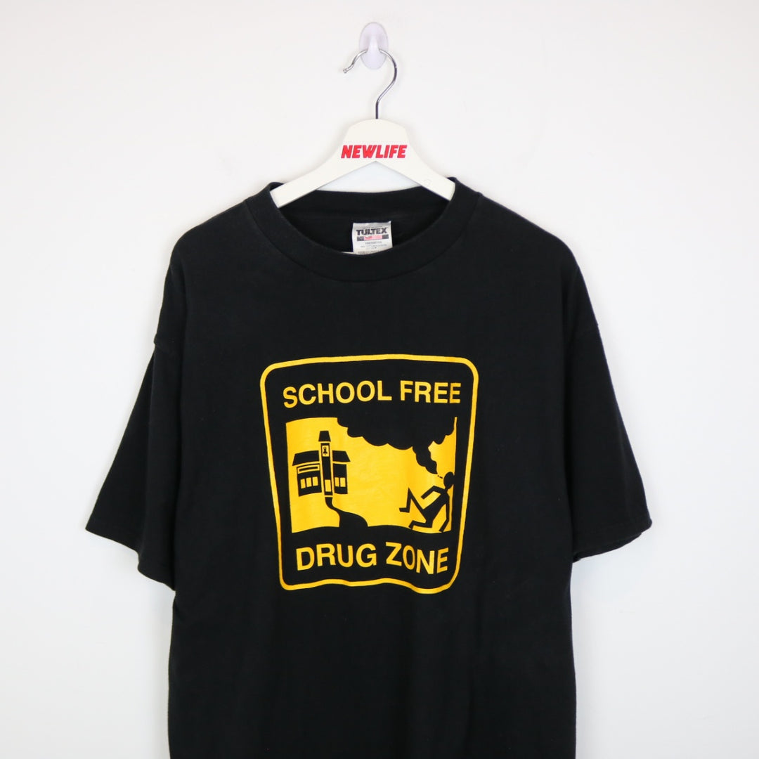 Vintage 90's School Free Drug Zone Tee - XL-NEWLIFE Clothing