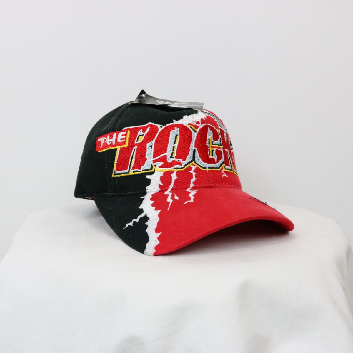 Vintage 1999 The Rock WWF Hat - OS – NEWLIFE