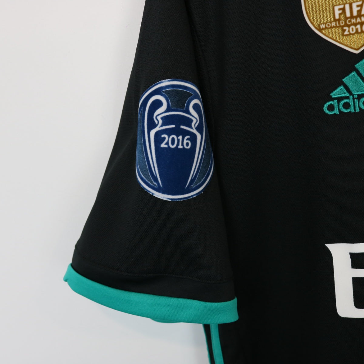 2016 Real Madrid Fifa World Champions Jersey Kit - L – NEWLIFE