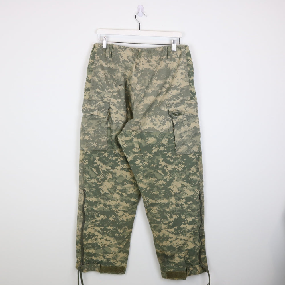 Vintage 90's Digital Camo Military Goretex Cargo Pants - 35"-NEWLIFE Clothing