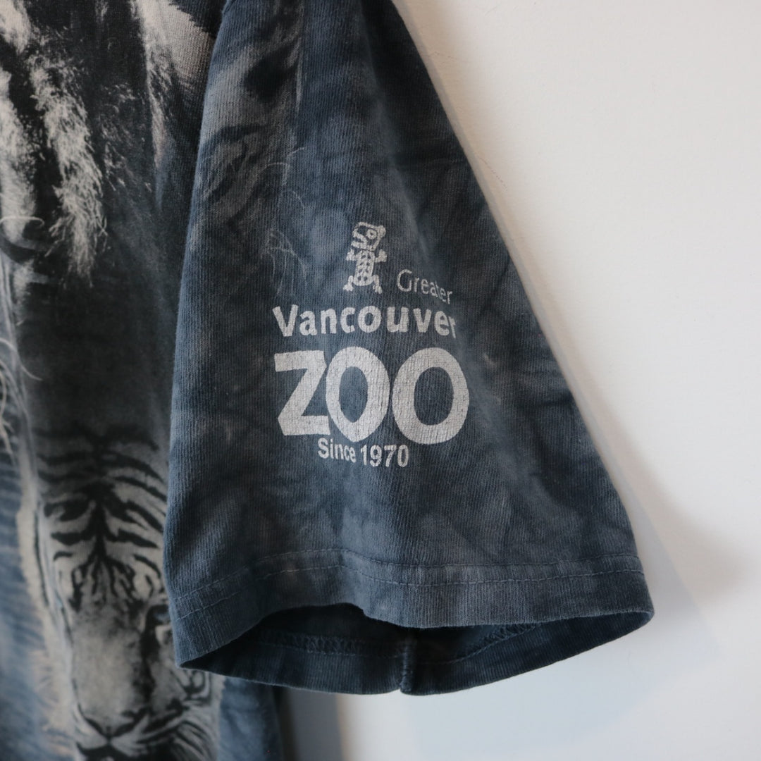 2009 Vancouver Zoo White Tiger Nature Tee - S-NEWLIFE Clothing