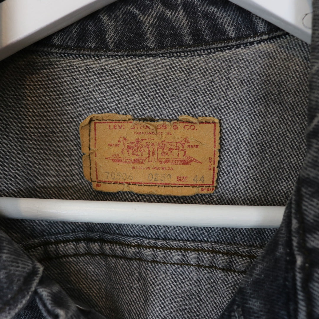 Vintage 90's Levi's Denim Jacket - M-NEWLIFE Clothing