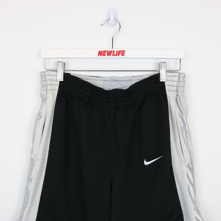 Vintage 00's Reversible Nike Shorts - L-NEWLIFE Clothing