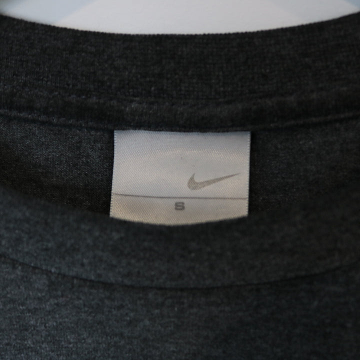 Vintage 00's Nike Mini Swoosh Tee - M-NEWLIFE Clothing