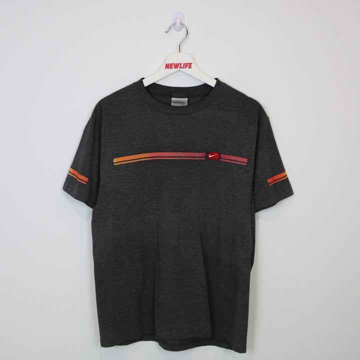 Vintage 00's Nike Mini Swoosh Tee - M-NEWLIFE Clothing