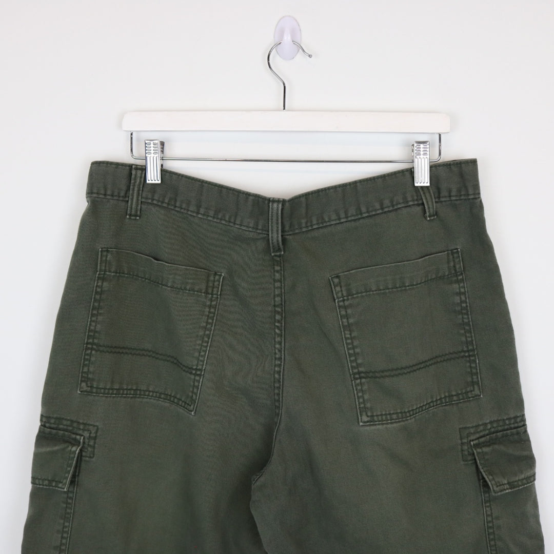 Vintage 00's Levi's Cargo Shorts - 34"-NEWLIFE Clothing