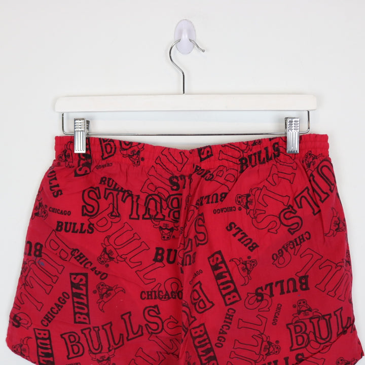 Vintage 90's Chicago Bulls Lined Nylon Shorts - M-NEWLIFE Clothing