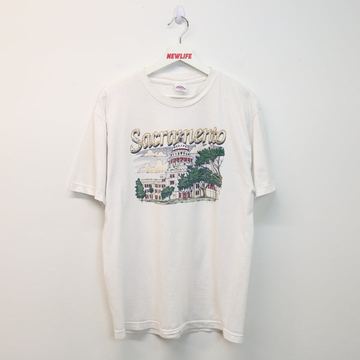 Vintage 90's Sacremento California Tee - L-NEWLIFE Clothing