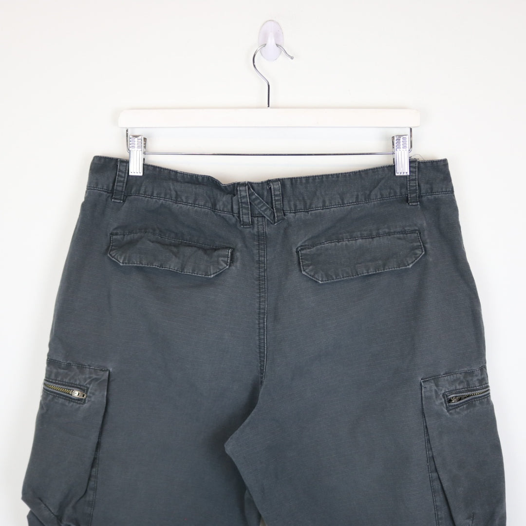 Vintage 00's Nike Cargo Shorts - 36"-NEWLIFE Clothing