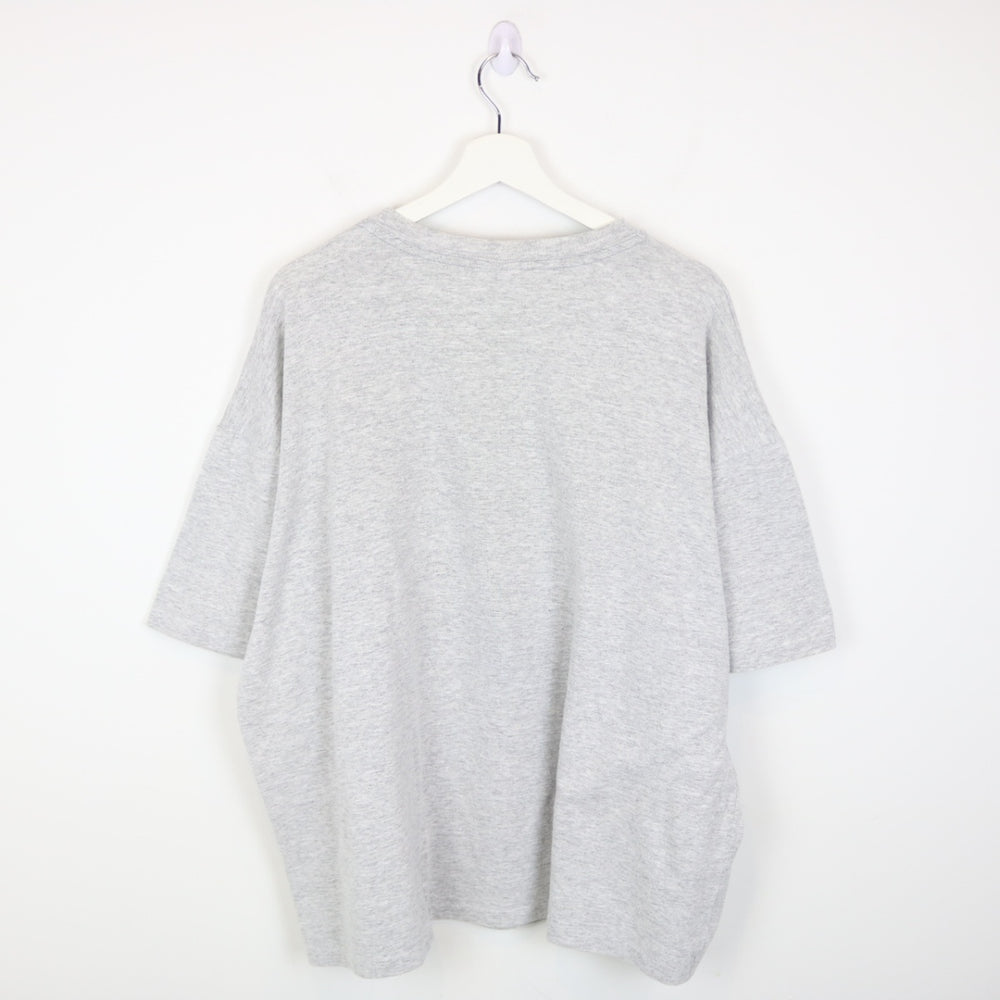 Vintage 90's Disney Mickey Mouse Basketball Tee - XXL-NEWLIFE Clothing