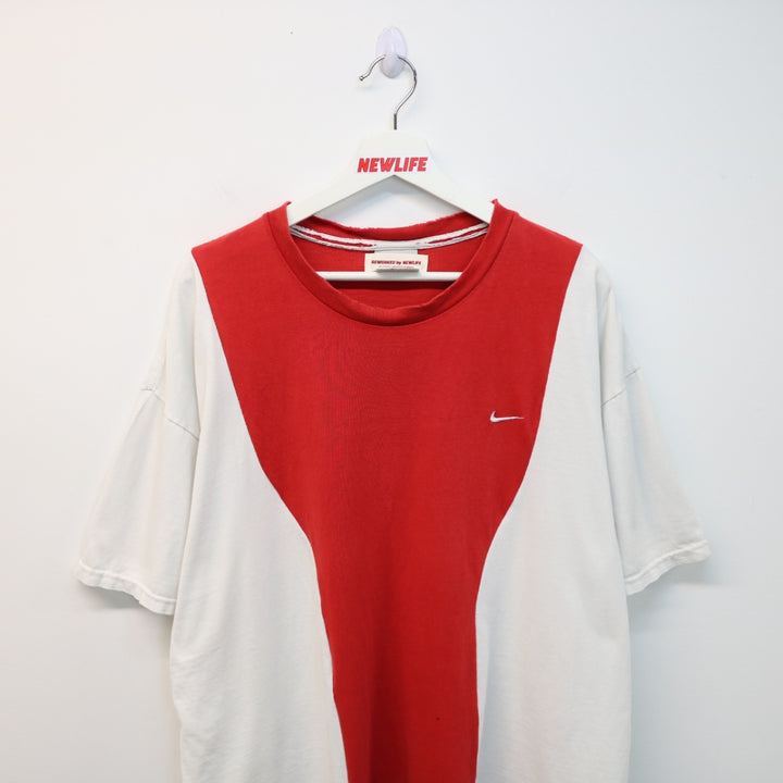 Reworked Vintage 00's Nike Mini Swoosh Tee - XXL-NEWLIFE Clothing