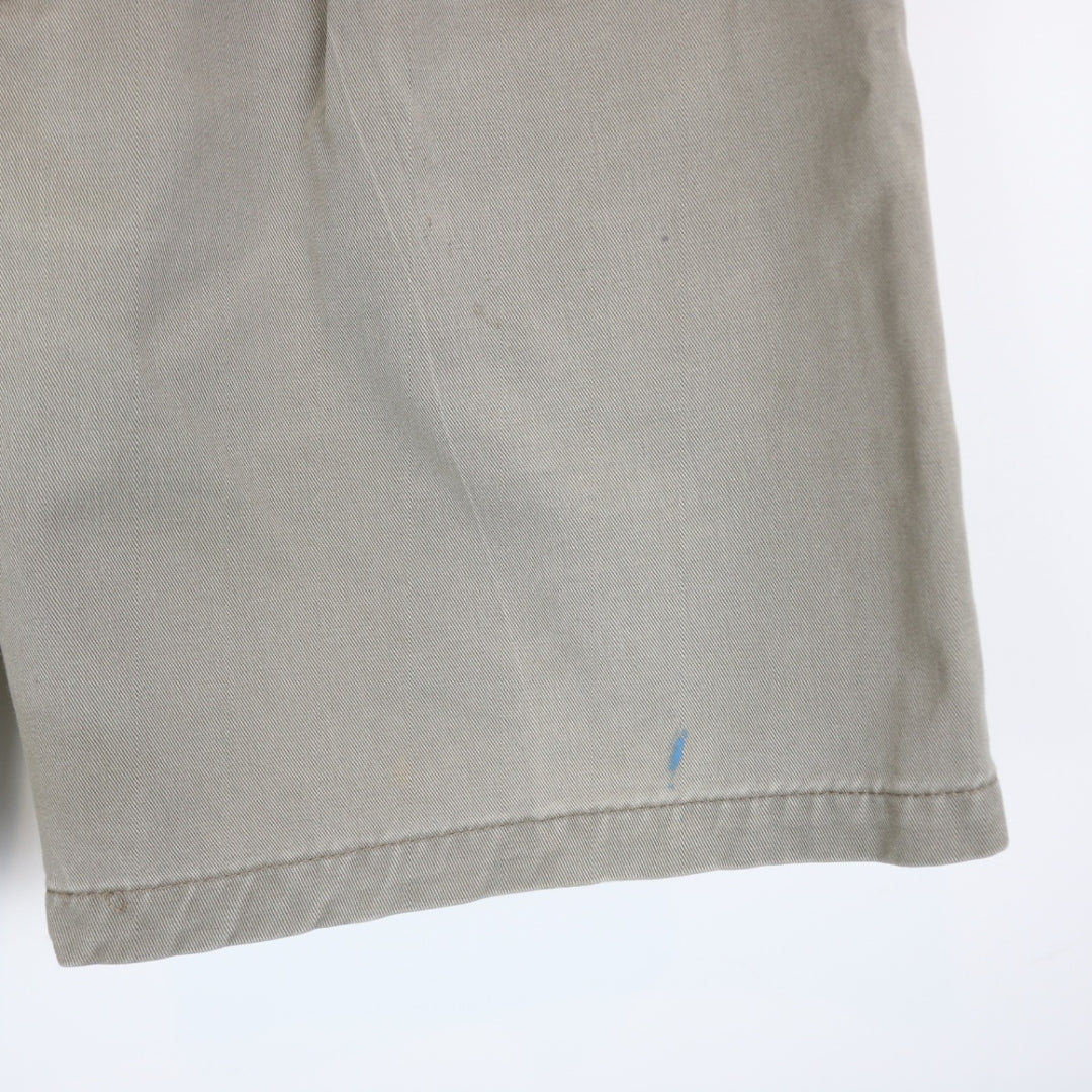 Vintage 90's Lee Pleated Shorts - 33"-NEWLIFE Clothing
