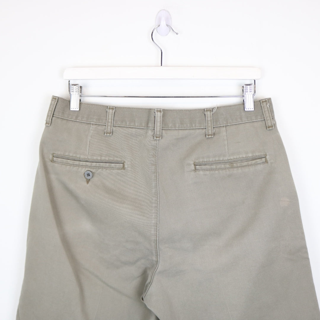 Vintage 90's Lee Pleated Shorts - 33"-NEWLIFE Clothing