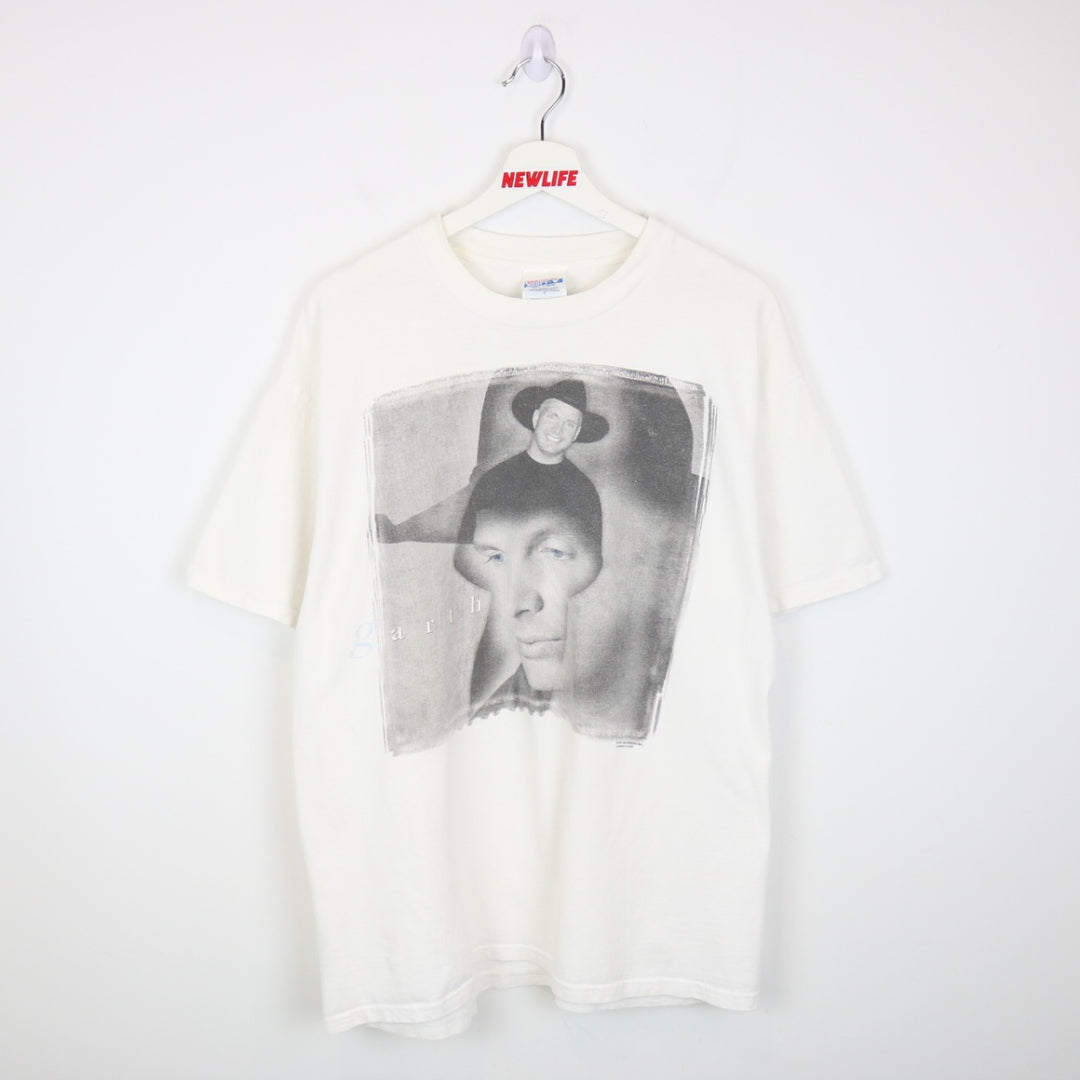 Vintage 1997 Garth Brooks Tee - L-NEWLIFE Clothing