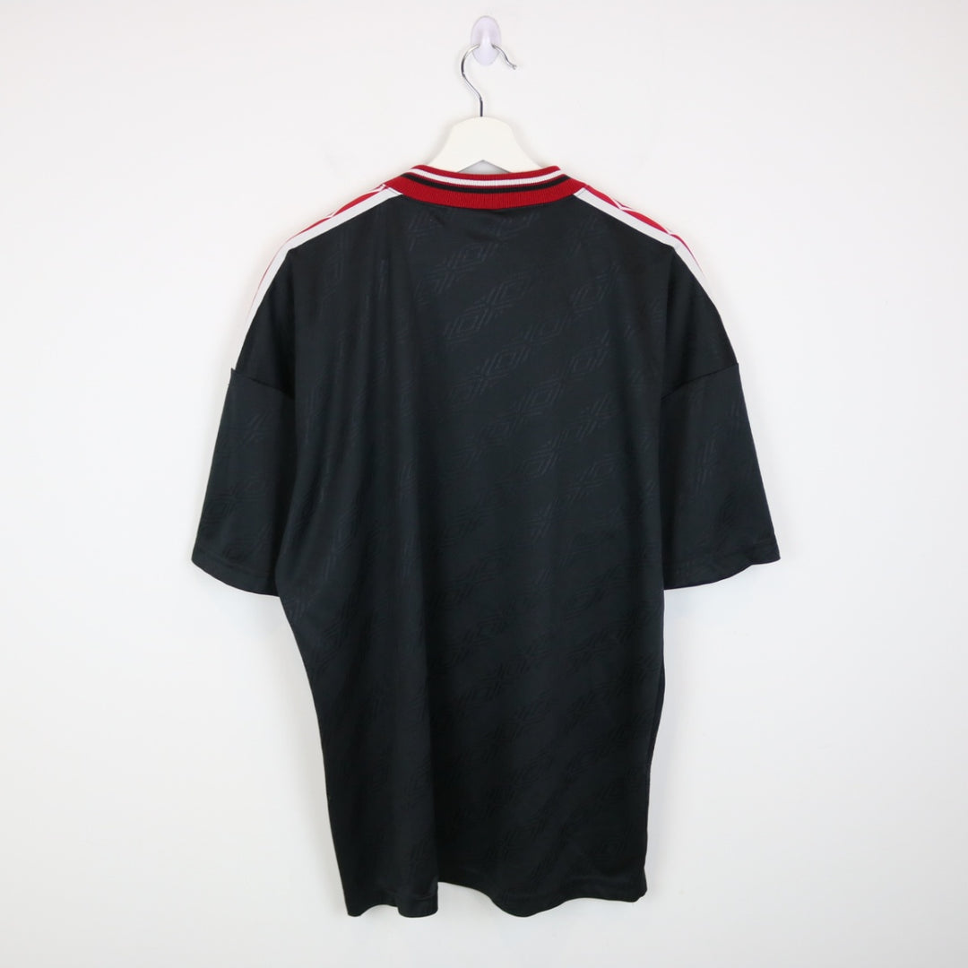 Vintage 90's Umbro Jersey - XL-NEWLIFE Clothing