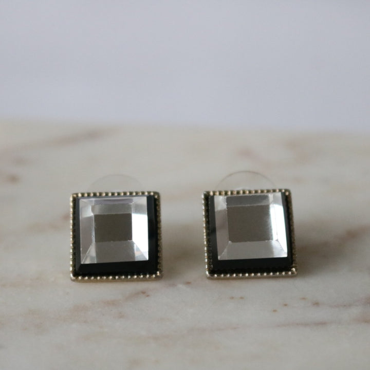 Vintage Stud earrings